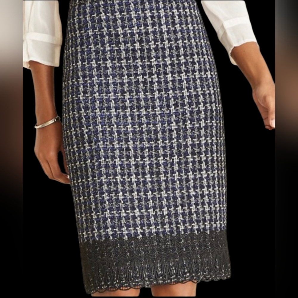 Ann Taylor Blue Metallic Tweed Pencil Skirt with Black Lace Hem Back Vent Size 8